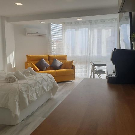 Estudio Amalfi Torre Del Mar Kültér fotó