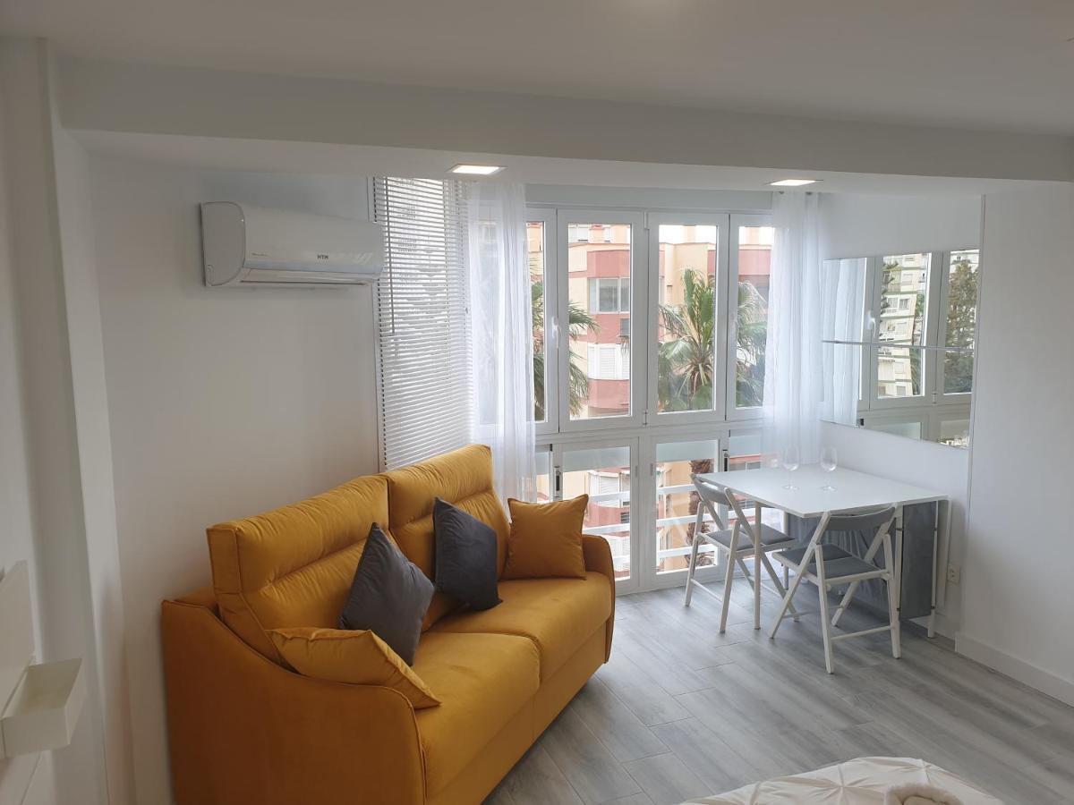 Estudio Amalfi Torre Del Mar Kültér fotó